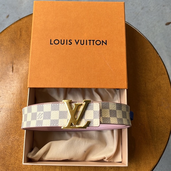 Louis Vuitton Reversible Belt - Picture 2 of 3